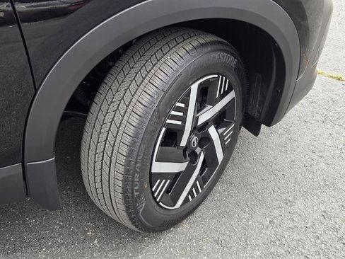 Certified 2026 Nissan Kicks SV FWD image 6