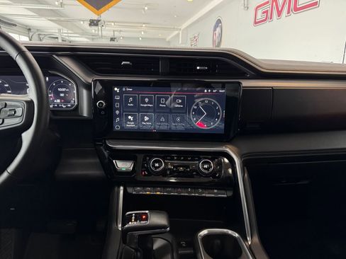 Certified 2023 GMC Sierra 1500 Denali w/ Technology Package image 18