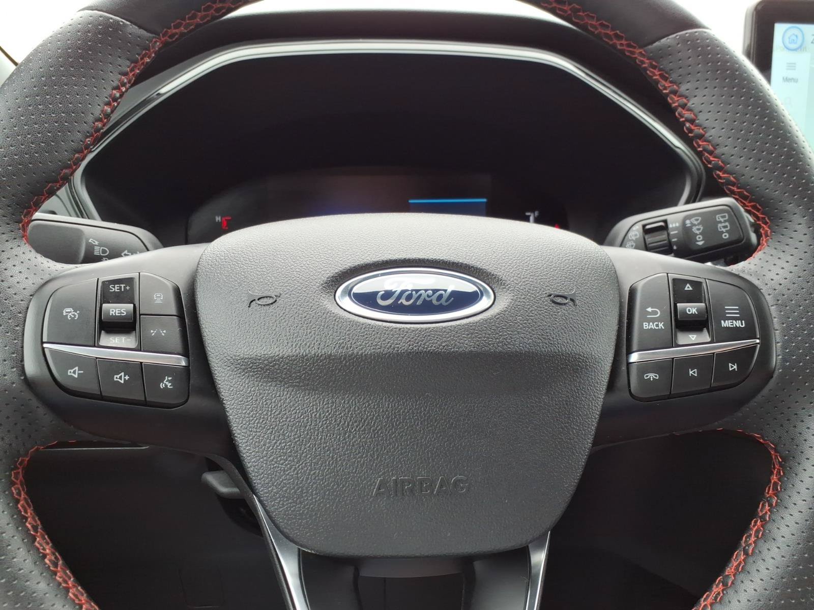 Used 2024 Ford Escape ST-Line w/ Tech Pack #1 AWD/4WD image 22