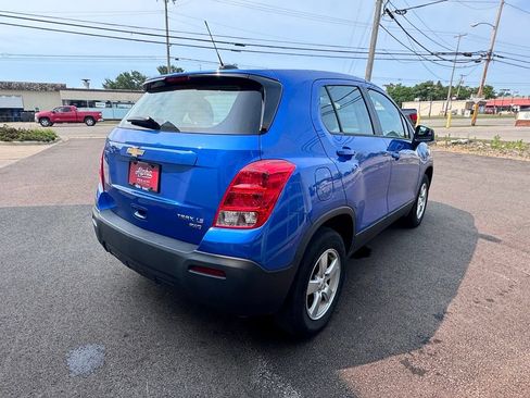 Used 2016 Chevrolet Trax LS AWD/4WD image 3