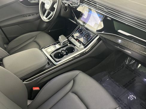 Used 2025 Audi Q7 3.0T Premium Plus w/ Premium Plus Package image 16