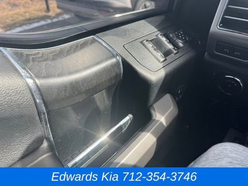 Used 2019 Ford F150 Platinum w/ Equipment Group 701A Luxury image 24