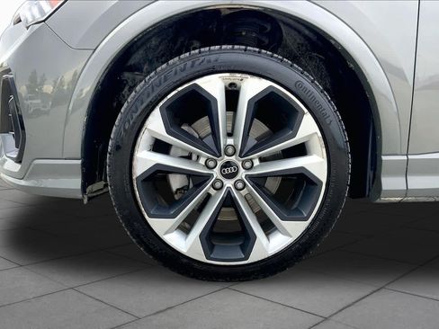 Used 2021 Audi Q3 2.0T Premium Plus w/ Premium Plus Package AWD/4WD image 11