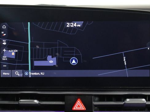 Used 2024 Hyundai Elantra Limited FWD image 43