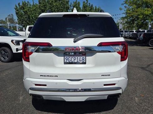 Used 2023 GMC Acadia Denali AWD/4WD image 5