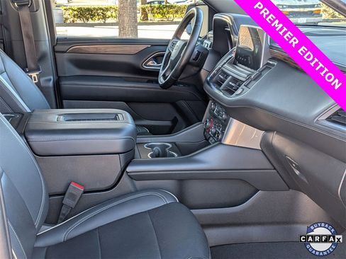 Used 2023 Chevrolet Suburban Premier image 24