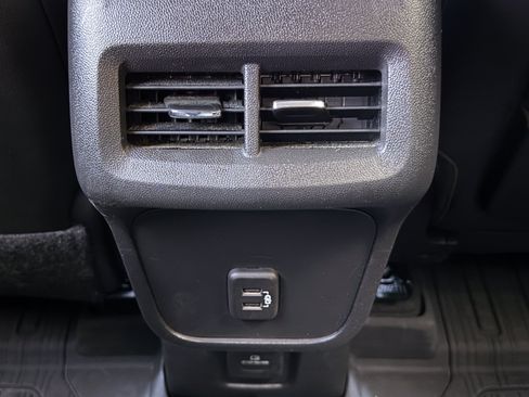 Used 2023 GMC Terrain AT4 w/ LPO, Floor Liner Package AWD/4WD image 21