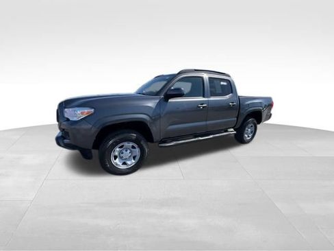 Used 2023 Toyota Tacoma SR AWD/4WD image 4