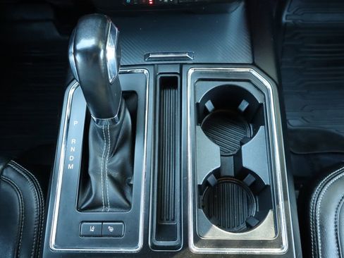 Used 2019 Ford F150 Lariat w/ Equipment Group 502A Luxury image 36