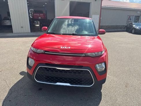 Used 2022 Kia Soul LX w/ Technology Package FWD image 8