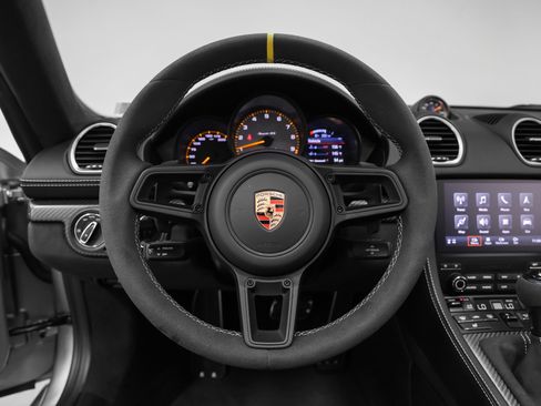 Certified 2025 Porsche 718 Boxster Spyder RS RWD image 42
