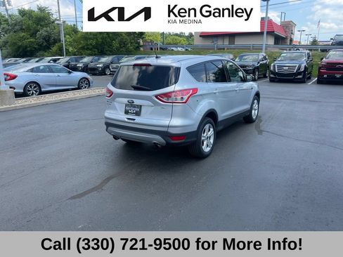 Used 2016 Ford Escape SE FWD image 10
