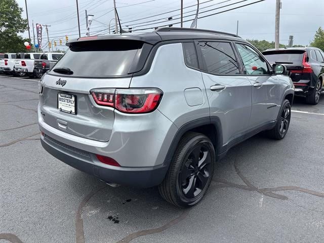 Certified 2019 Jeep Compass Latitude AWD/4WD image 3