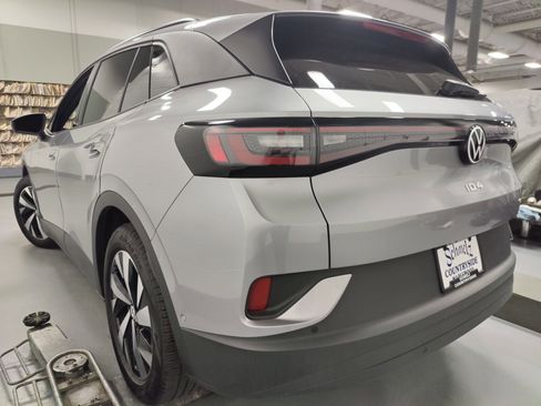 Used 2024 Volkswagen ID.4 2WD image 10