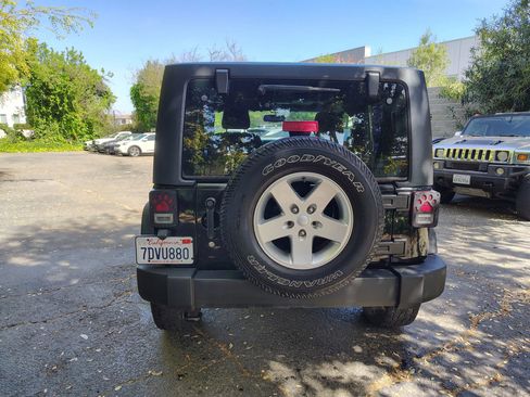 Used 2014 Jeep Wrangler Sport w/ Quick Order Package 24S AWD/4WD image 14