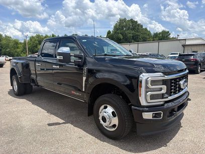 New 2026 Ford F350 Platinum w/ Platinum Plus Package