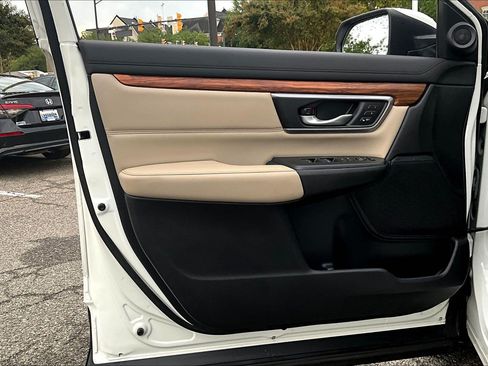 Used 2017 Honda CR-V EX-L image 18