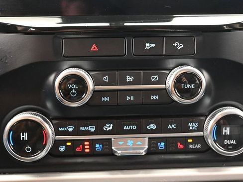 Certified 2022 Ford Expedition XLT image 26