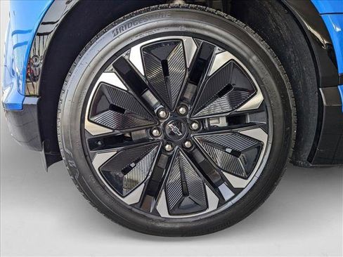 New 2025 Chevrolet Blazer EV RS w/ Super Cruise Package image 15