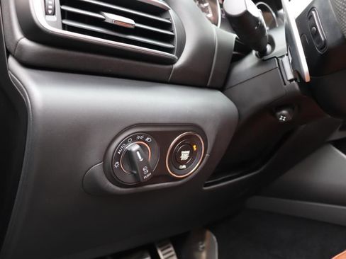 Used 2022 Maserati Levante Modena image 41