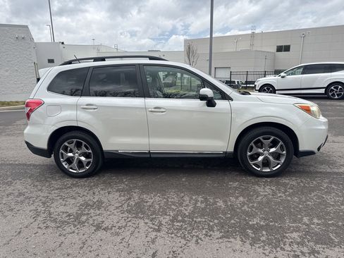 Used 2015 Subaru Forester 2.5i Touring image 3