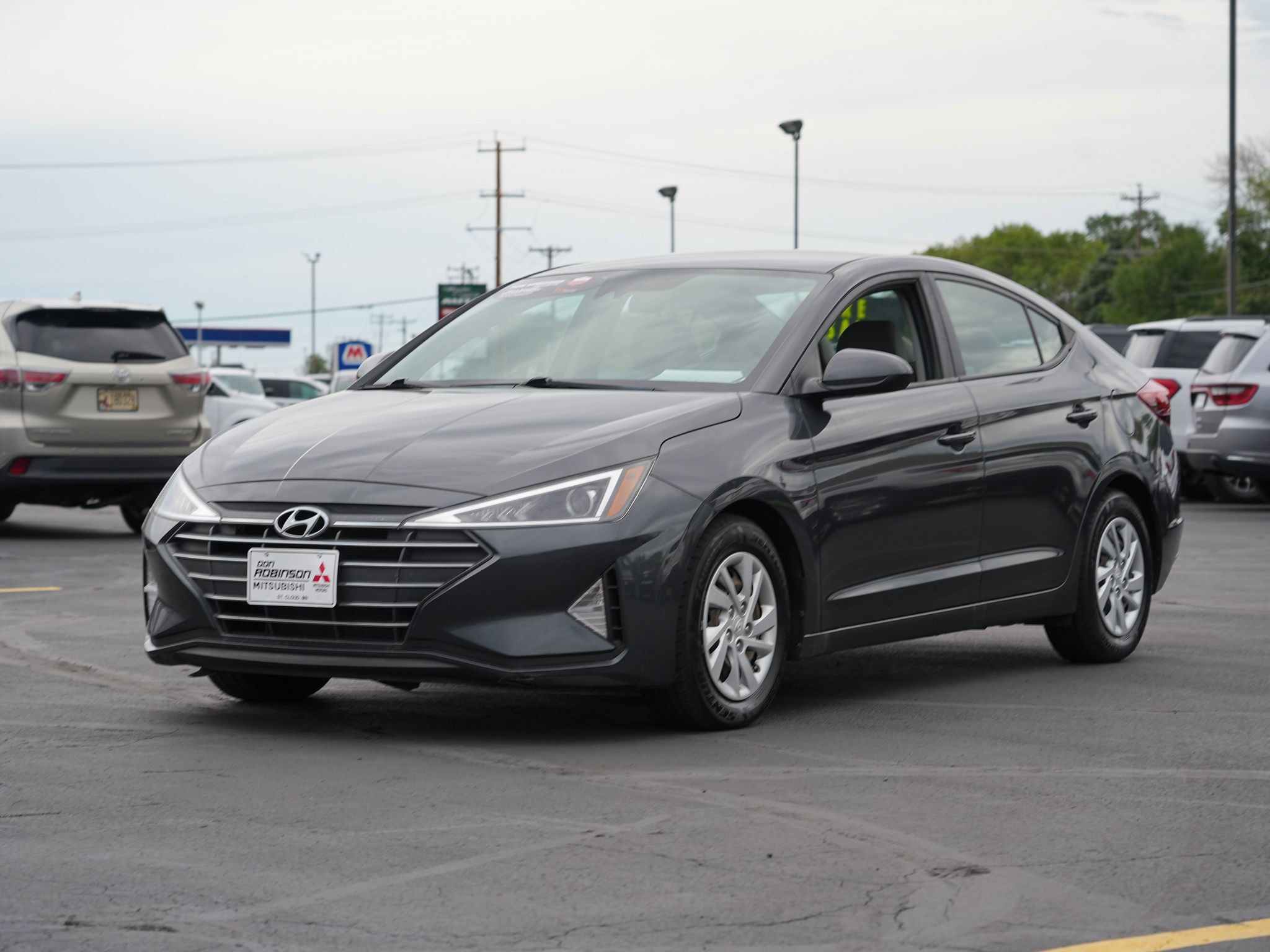 Used 2020 Hyundai Elantra SE FWD image 8