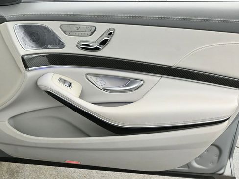 Used 2017 Mercedes-Benz S 63 AMG 4MATIC Sedan w/ Carbon Fiber Exterior Package image 22