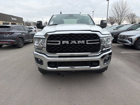 Used 2024 RAM 2500 Big Horn image 2