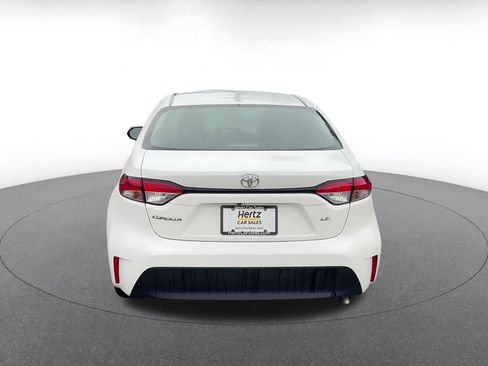 Used 2025 Toyota Corolla LE FWD image 9