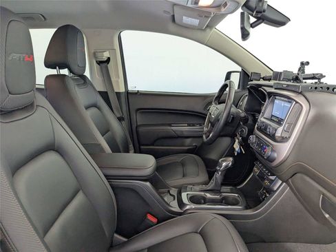 Used 2022 GMC Canyon AT4 image 32