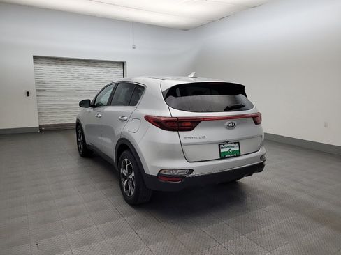 Used 2020 Kia Sportage LX FWD image 5