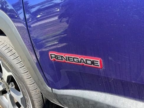 Used 2021 Jeep Renegade Trailhawk w/ Luxury Group III AWD/4WD image 28
