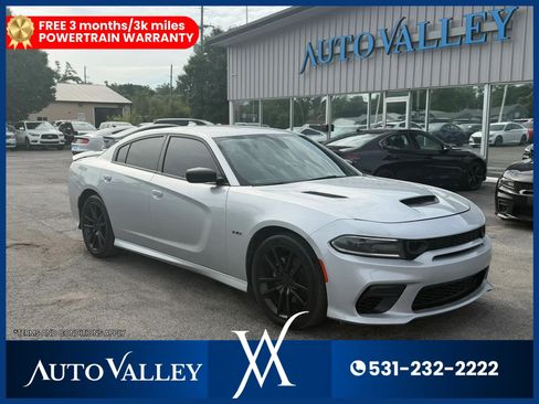 Used 2023 Dodge Charger R/T RWD image 1