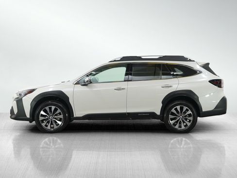 Used 2024 Subaru Outback Touring XT AWD/4WD image 2