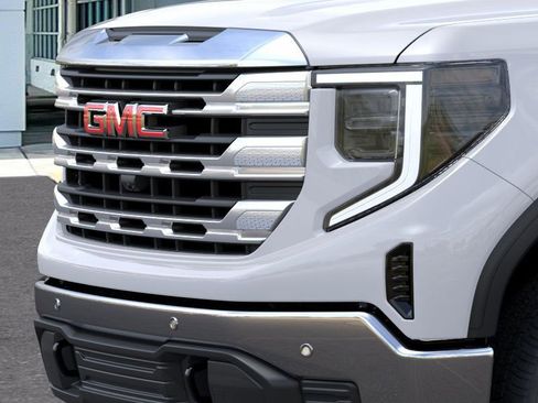 New 2026 GMC Sierra 1500 SLE image 35