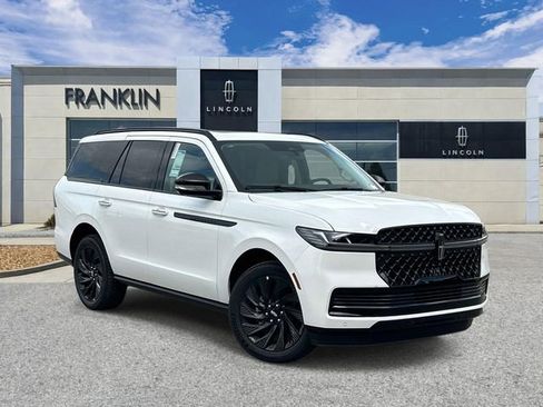 New 2026 Lincoln Navigator Reserve AWD/4WD image 1