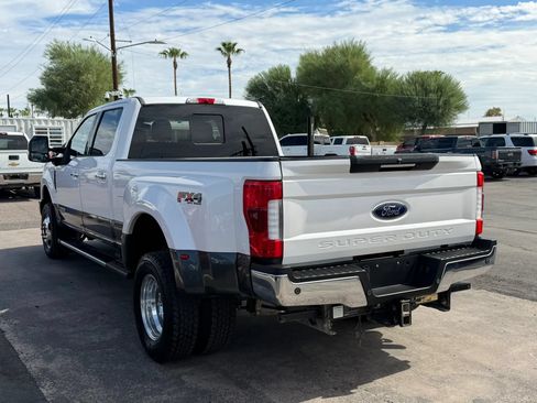 Used 2017 Ford F350 Lariat w/ Lariat Ultimate Package AWD/4WD image 6