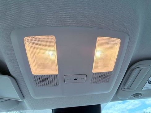 Used 2017 MAZDA MAZDA3 Touring image 16