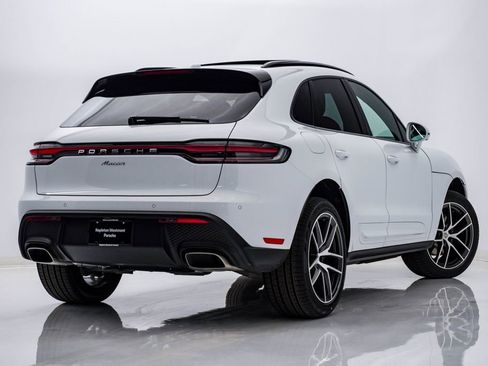 New 2026 Porsche Macan image 12