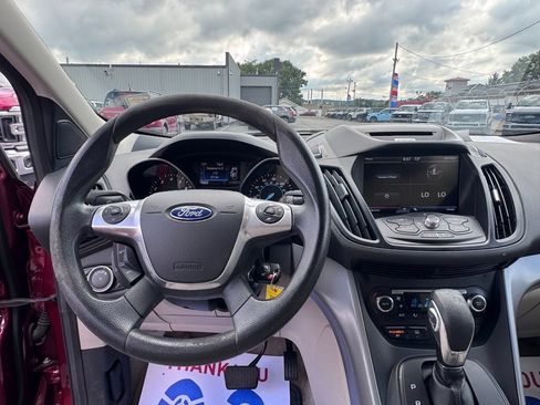 Used 2015 Ford Escape SE w/ Equipment Group 201A AWD/4WD image 20