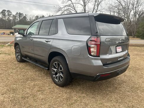 Used 2021 Chevrolet Tahoe Z71 w/ Z71 Signature Package image 9