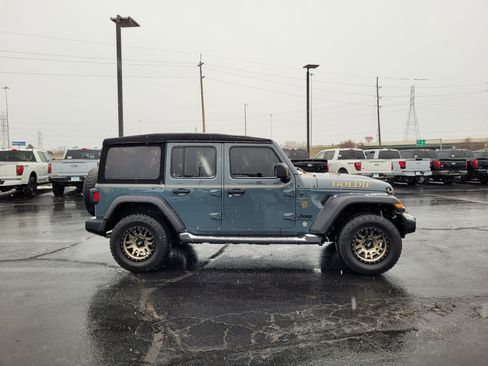 Used 2024 Jeep Wrangler Sport S image 2