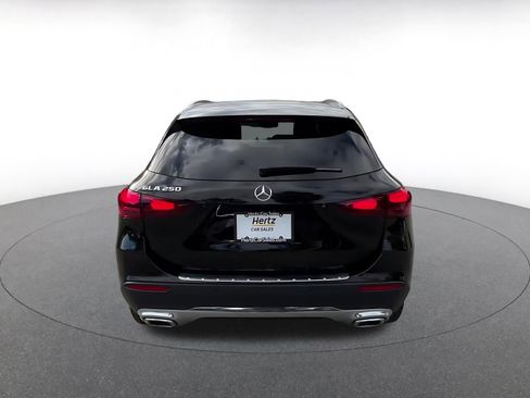 Used 2025 Mercedes-Benz GLA 250 image 12