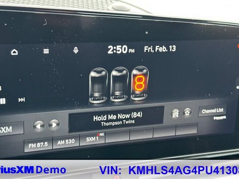 Used 2023 Hyundai Elantra SEL w/ Convenience Package FWD image 32