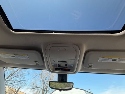 Used 2020 GMC Acadia Denali image 22