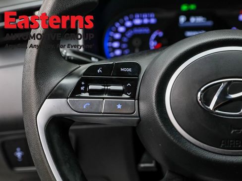 Used 2022 Hyundai Tucson SEL image 15