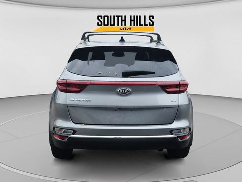 Certified 2021 Kia Sportage EX w/ EX Technology Package AWD/4WD image 4
