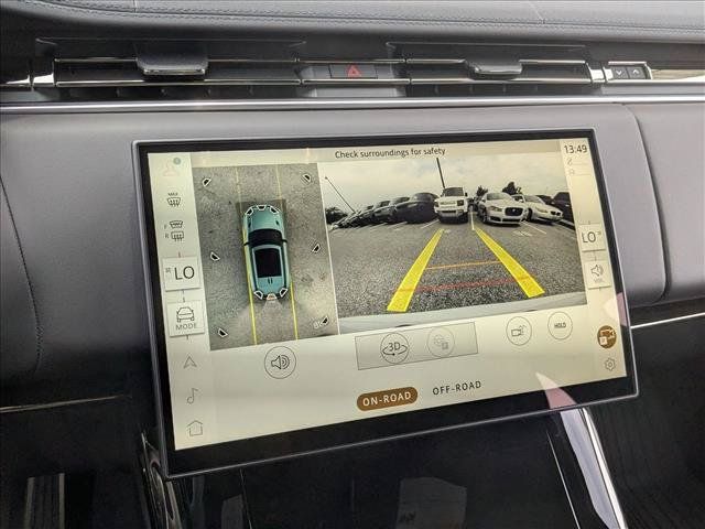 New 2026 Land Rover Range Rover Sport Dynamic SE AWD/4WD image 13