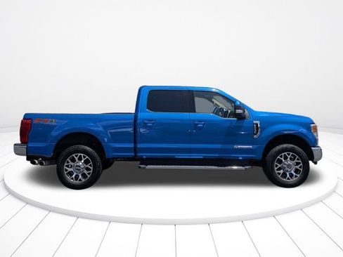 Used 2021 Ford F250 Lariat w/ Lariat Ultimate Package AWD/4WD image 2