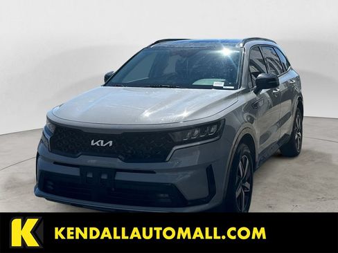 Used 2022 Kia Sorento EX w/ Panoramic Sunroof Package FWD image 1